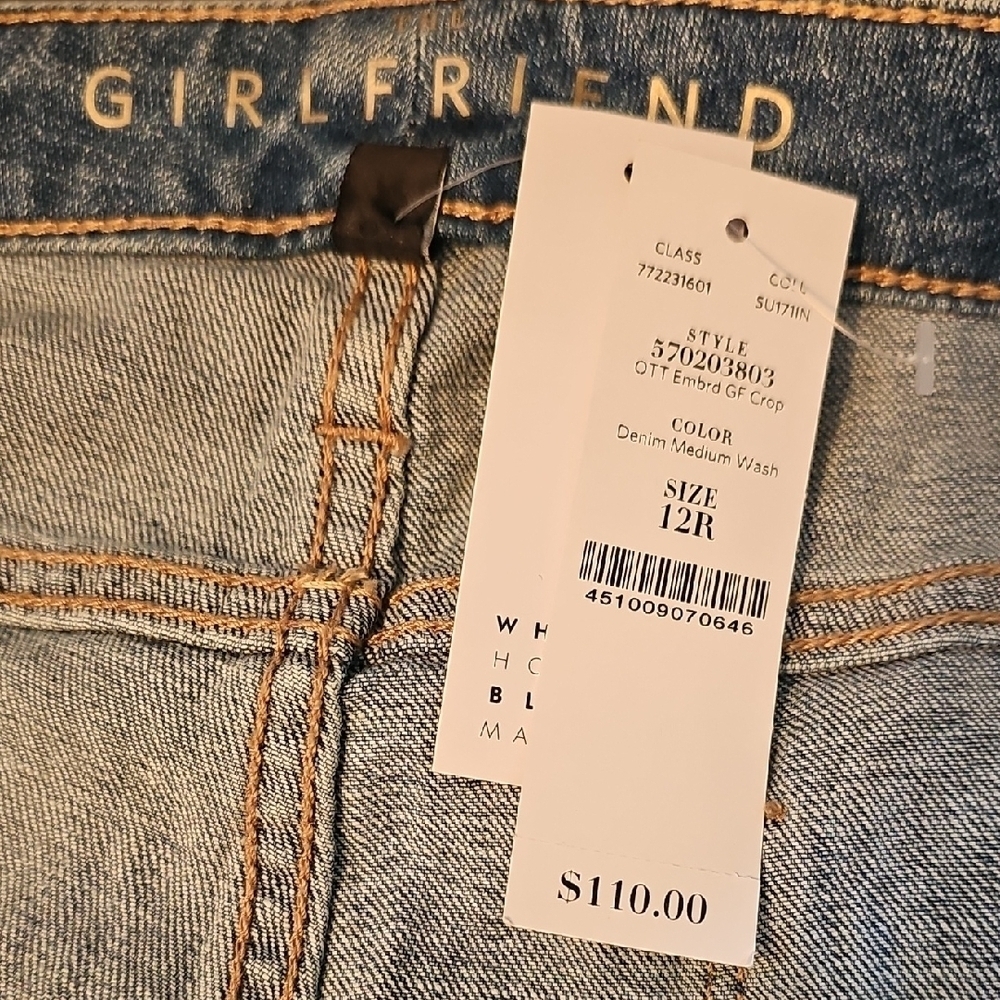 White House Black Market Blue Girlfriend Jeans with White Embroidery - Picture 5 of 7